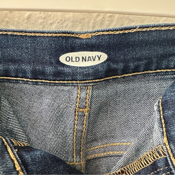 Old Navy Midi Jean Shorts - Picture 5 of 7